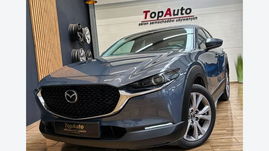 MAZDA CX-30 -