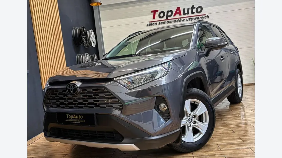 TOYOTA RAV4 -