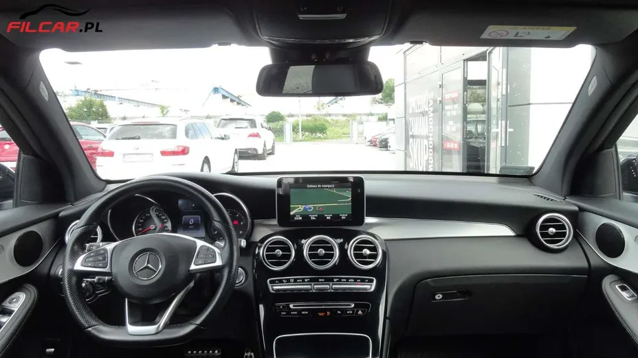 MERCEDES-BENZ GLC -