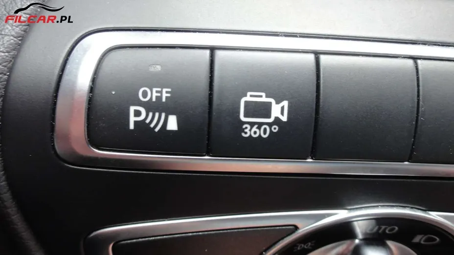 MERCEDES-BENZ GLC -