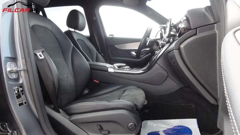 MERCEDES-BENZ GLC -