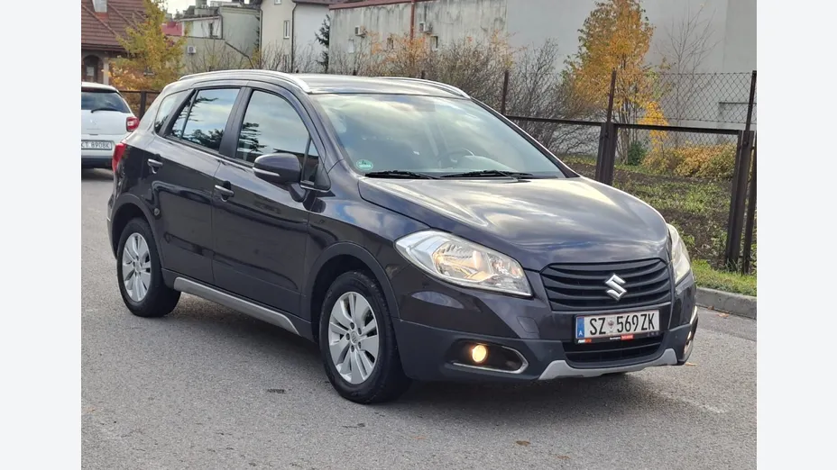 SUZUKI SX4 -