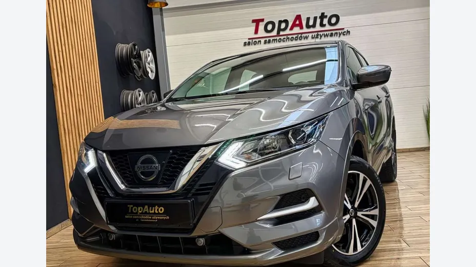 NISSAN Qashqai -
