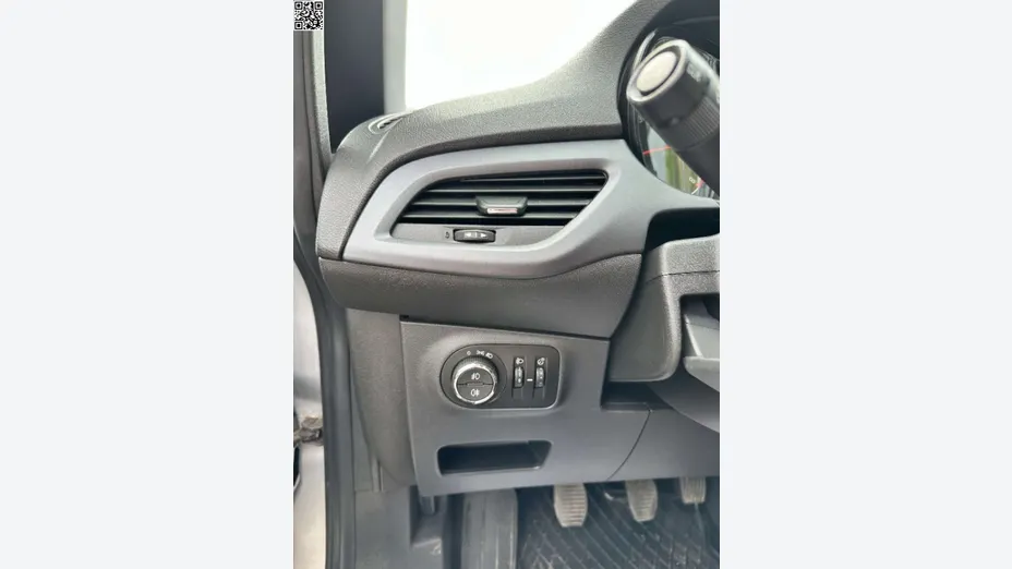 OPEL Corsa -