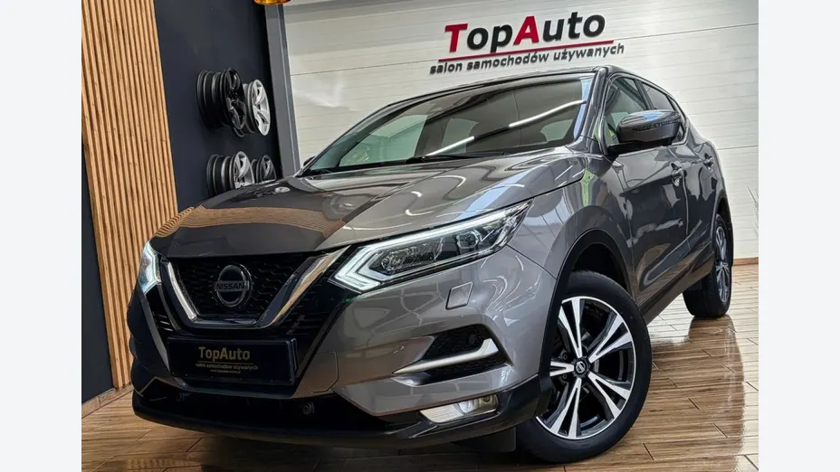 NISSAN Qashqai -