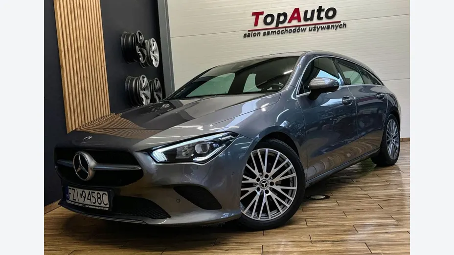 MERCEDES-BENZ CLA -