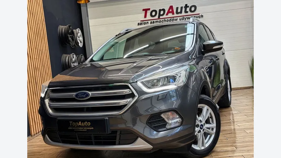 FORD Kuga -