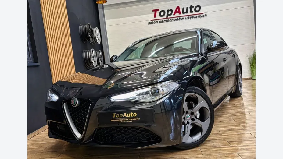 ALFA ROMEO Giulia -