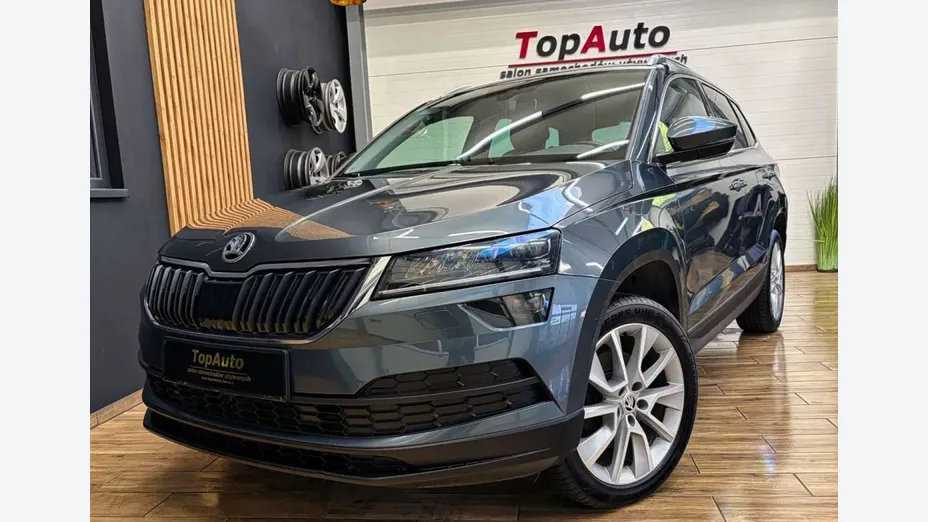 SKODA Karoq -