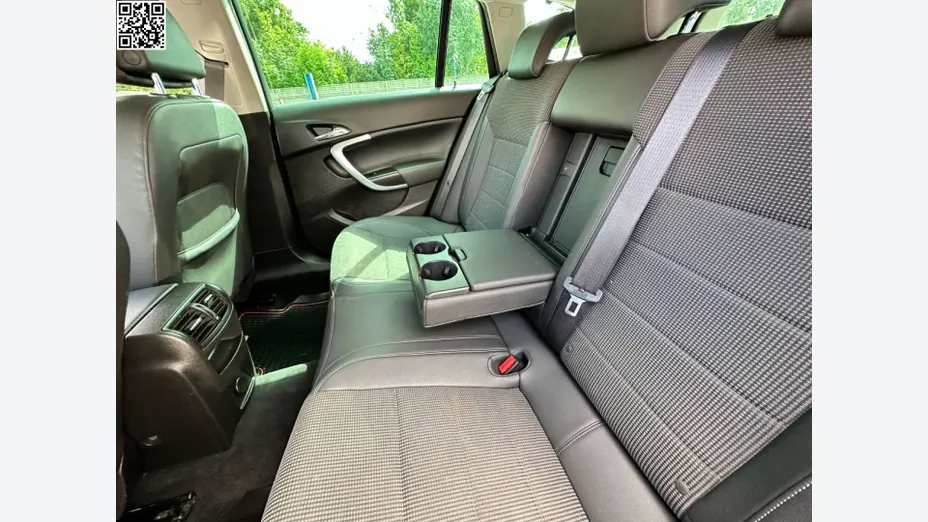 OPEL Insignia -