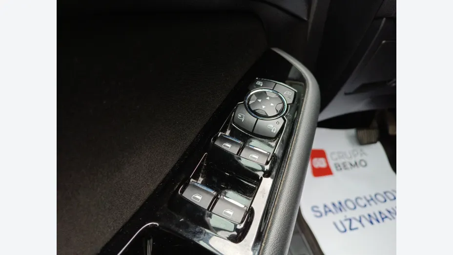 FORD S-MAX S-MAX 2.5 Hybrid Titanium CVT