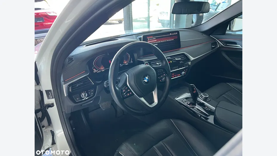 BMW Seria 5 520d mHEV Luxury Line aut
