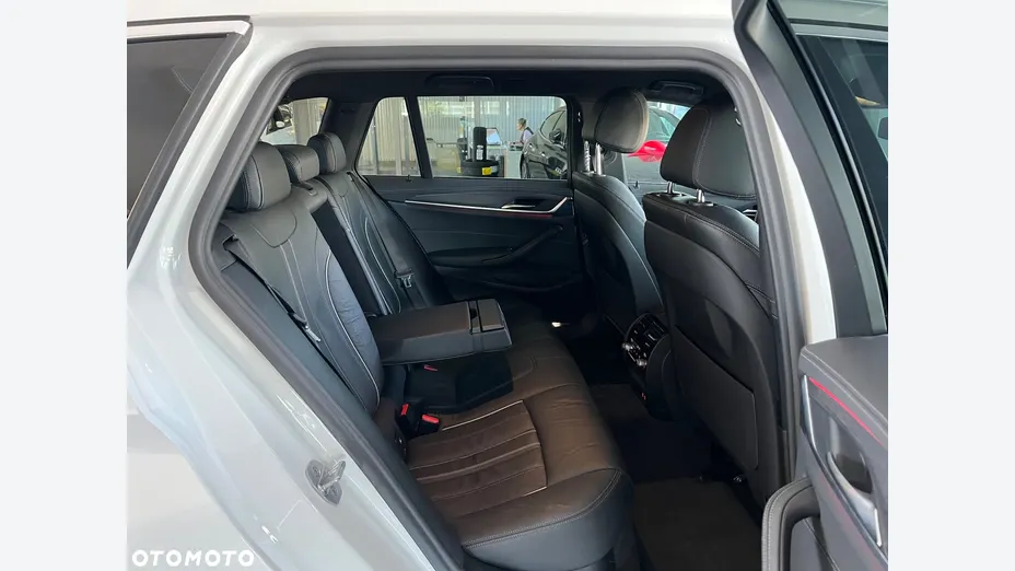 BMW Seria 5 520d mHEV Luxury Line aut