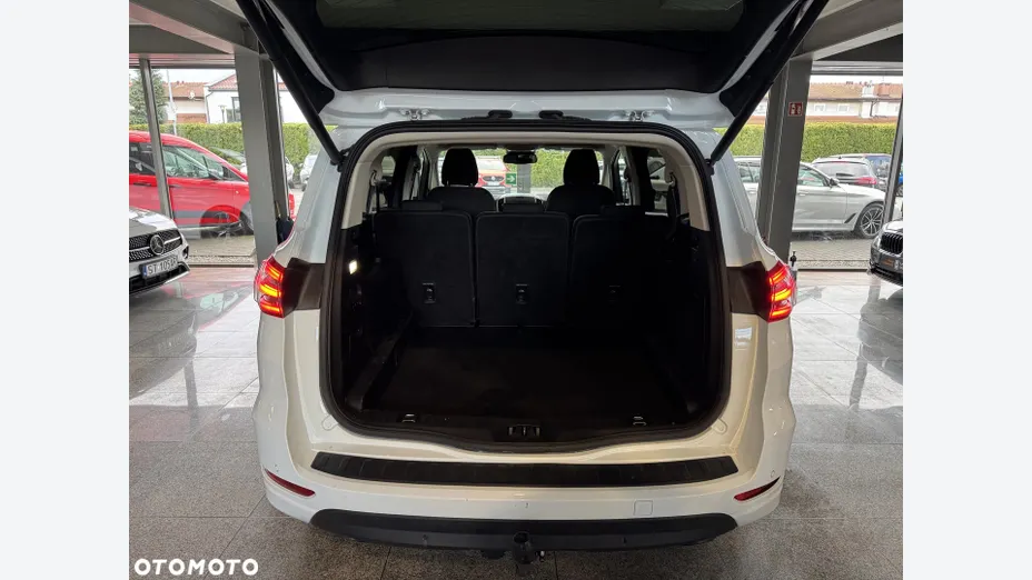 FORD S-MAX S-MAX 2.5 Hybrid Titanium CVT