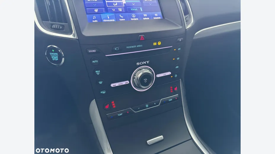 FORD S-MAX S-MAX 2.5 Hybrid Titanium CVT