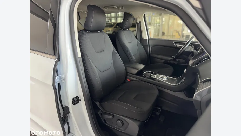 FORD S-MAX S-MAX 2.5 Hybrid Titanium CVT