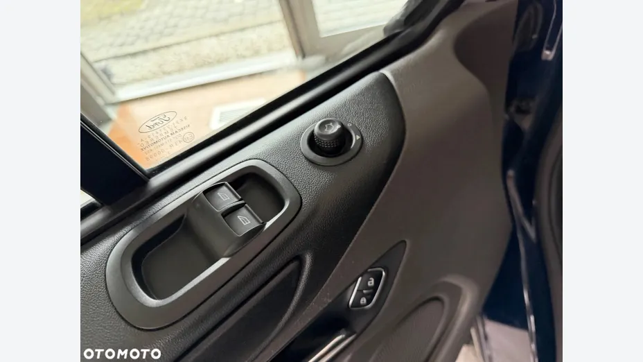 FORD Transit Custom Transit Custom Kombi 320 L2H1 Trend