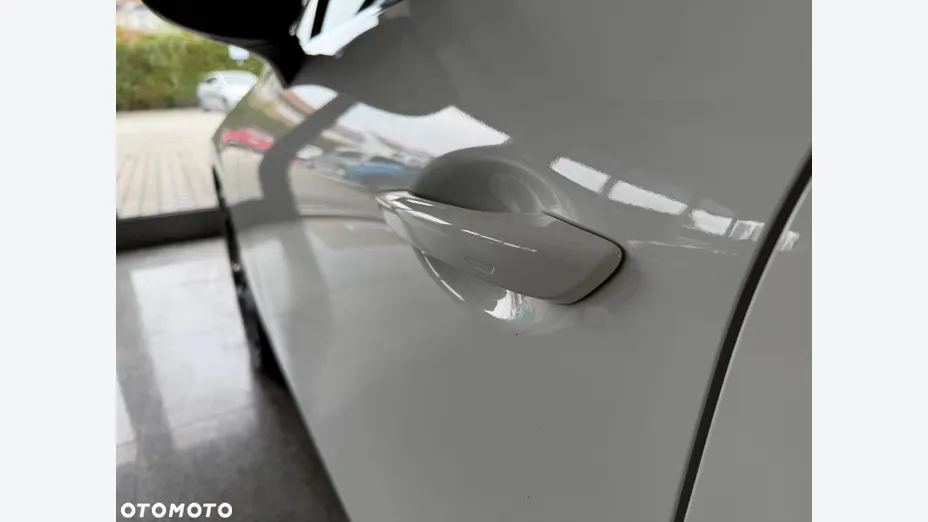 MAZDA 3 3 2.0 mHEV Kanjo aut