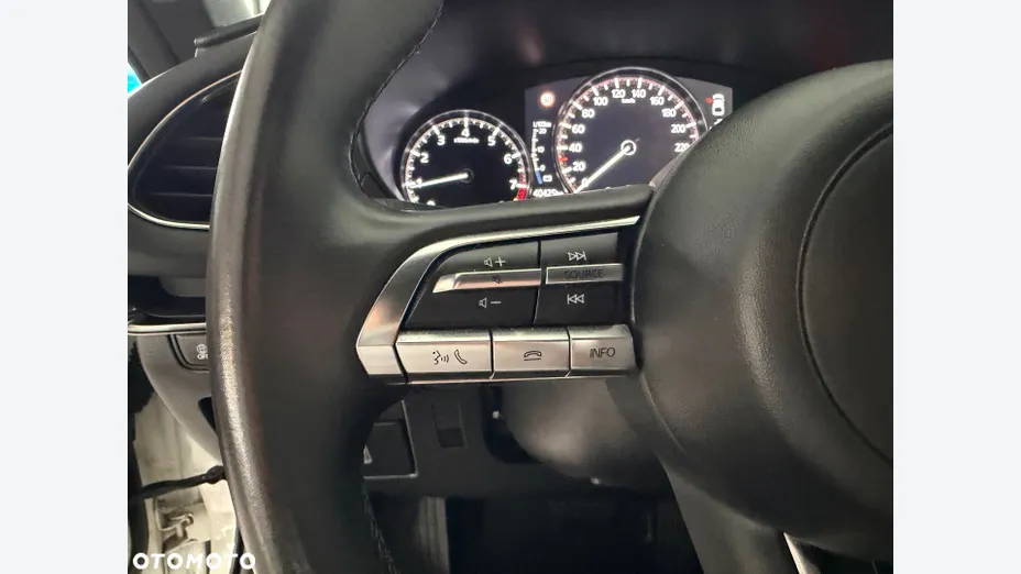 MAZDA 3 3 2.0 mHEV Kanjo aut