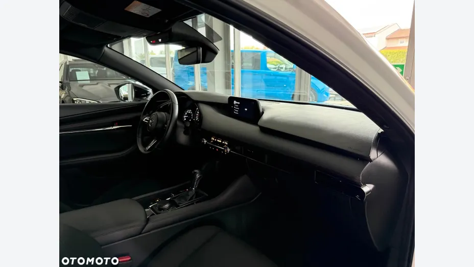 MAZDA 3 3 2.0 mHEV Kanjo aut