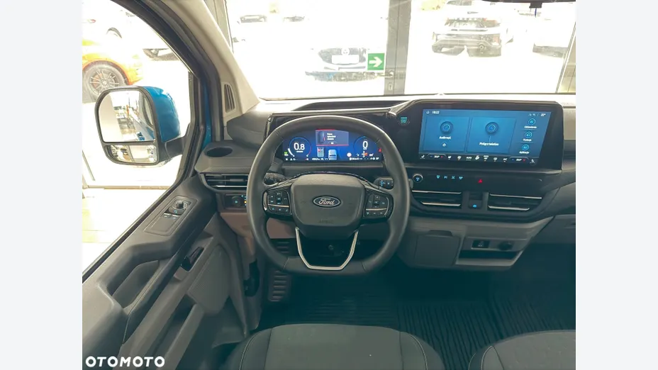 FORD Transit Custom Transit Custom Kombi 2.0 EcoBlue 320 L2H1 Limited Aut. M1
