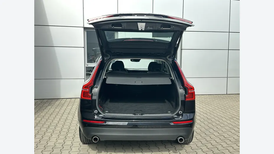 VOLVO XC60 XC60 T4 Momentum aut