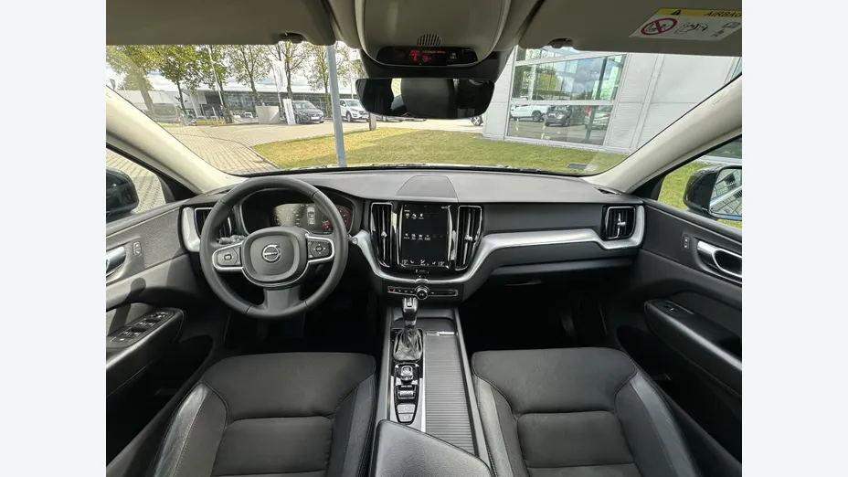 VOLVO XC60 XC60 T4 Momentum aut