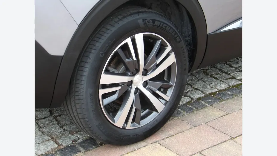 PEUGEOT 5008 5008 1.5 BlueHDi Allure Pack S&S EAT8