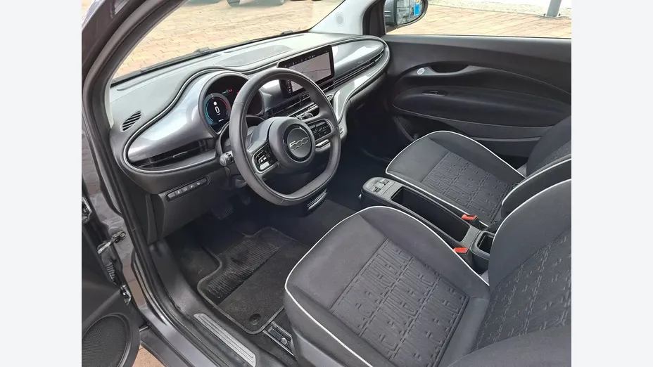FIAT 500 500 3+1 42 kWh