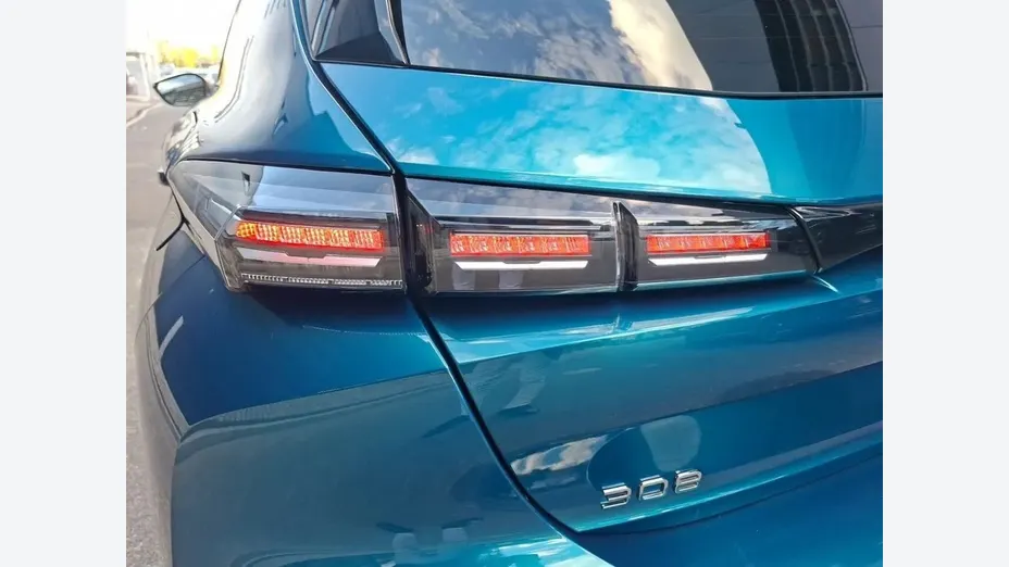 PEUGEOT 308 308 1.6 Hybrid PHEV Allure EAT8