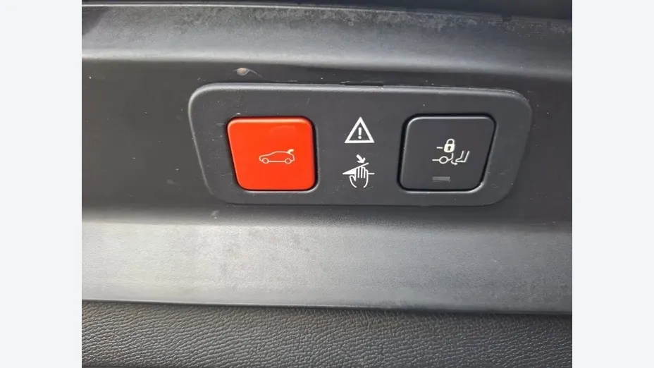 PEUGEOT 5008 5008 1.5 BlueHDi GT S&S EAT8