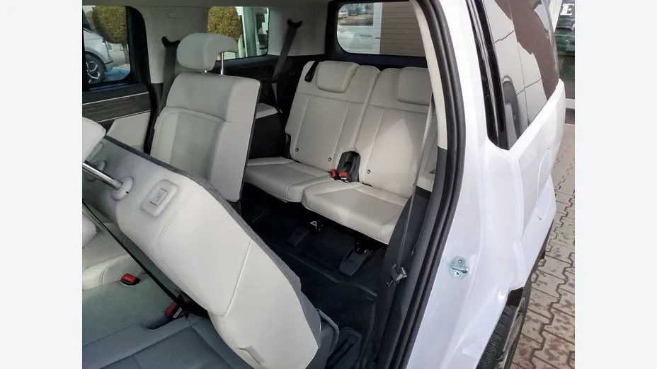 HYUNDAI Santa Fe Santa Fe 1.6 T-GDI PHEV Platinum 4WD aut
