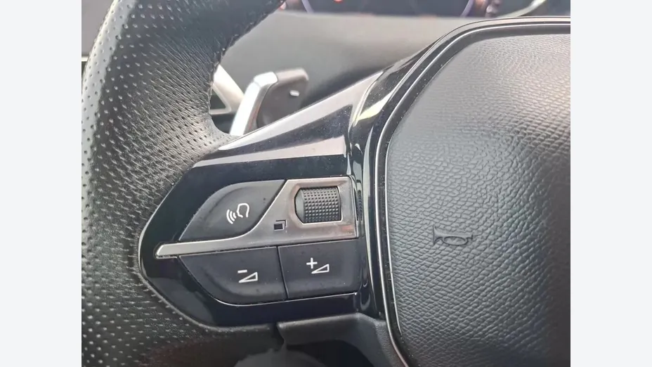 PEUGEOT 5008 5008 1.5 BlueHDi GT S&S EAT8