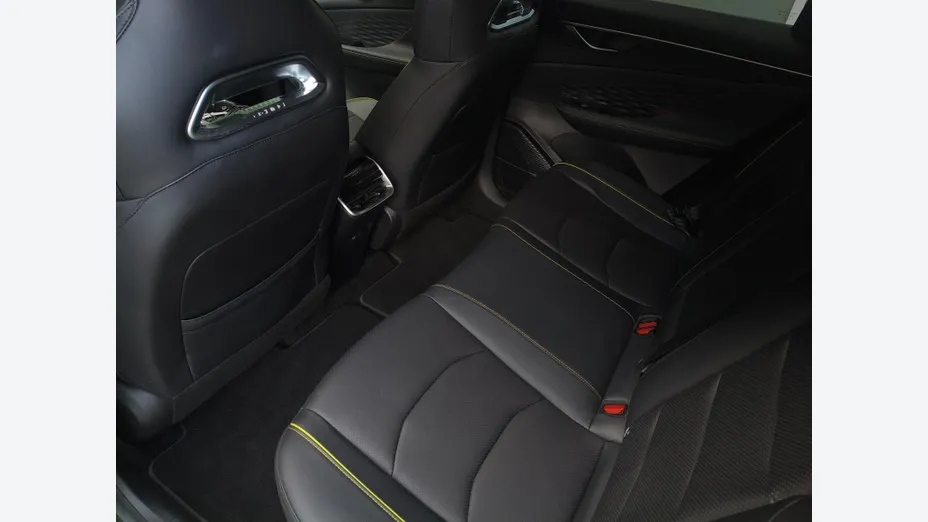 BAIC Beijing 5 Beijing 5 1.5T Luxury DCT
