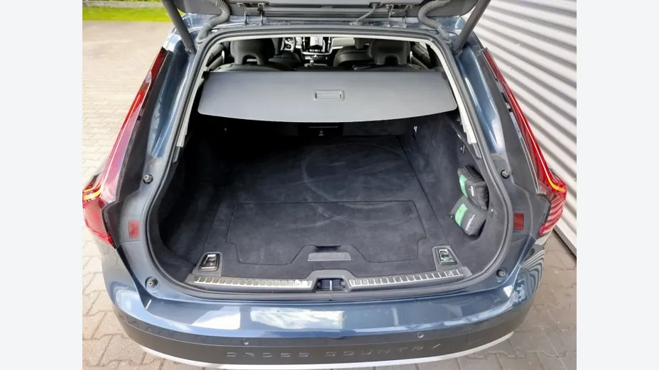 VOLVO V90 V90 CC B6 B AWD Ultimate aut