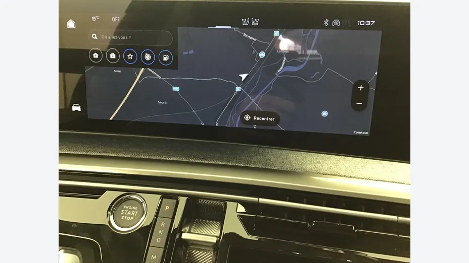 PEUGEOT 3008 -
