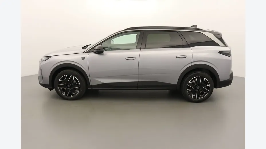 PEUGEOT 5008 -