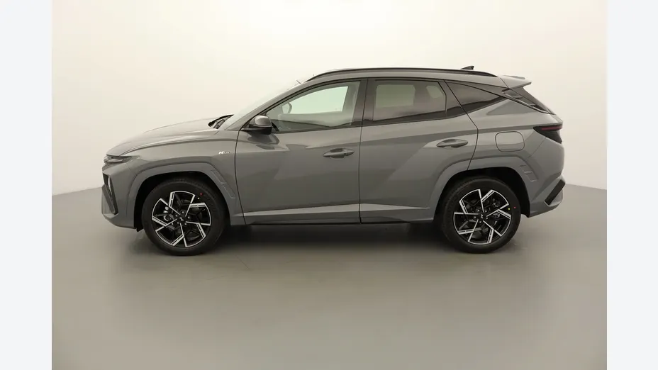 HYUNDAI Tucson -