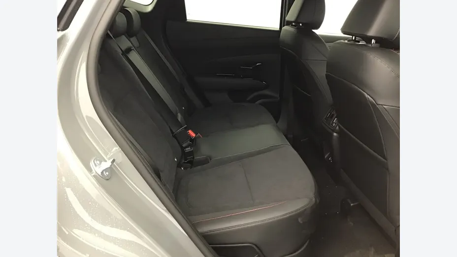 HYUNDAI Tucson -