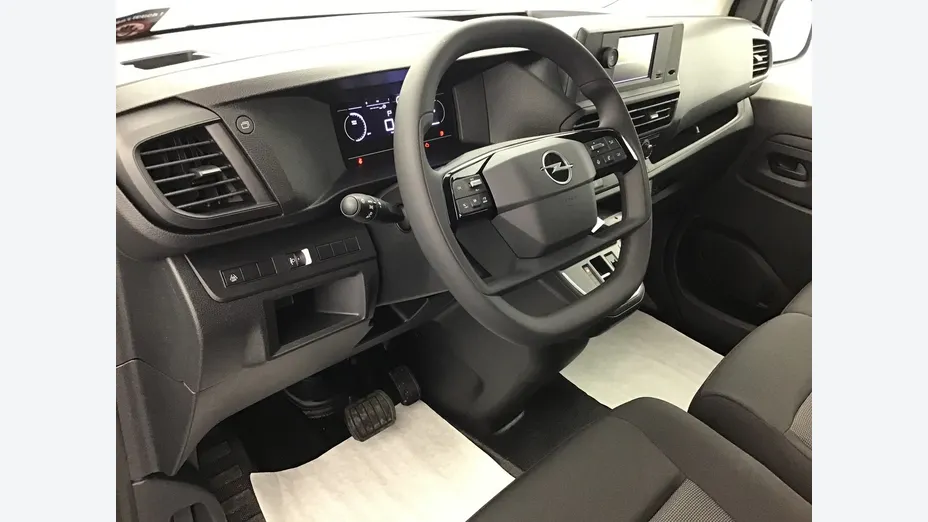 OPEL Vivaro -
