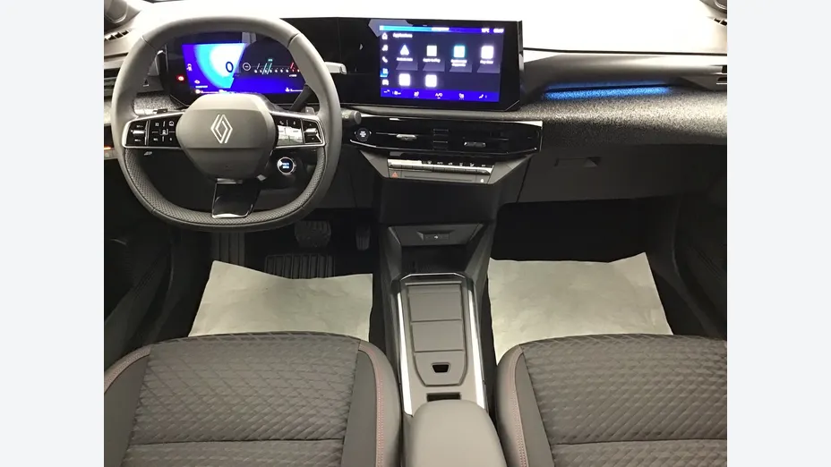 RENAULT Clio -