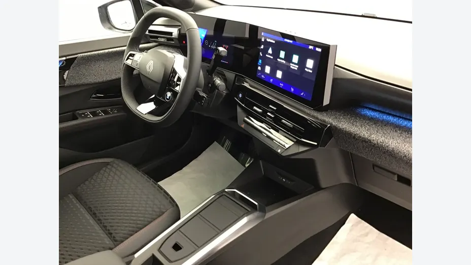 RENAULT Clio -