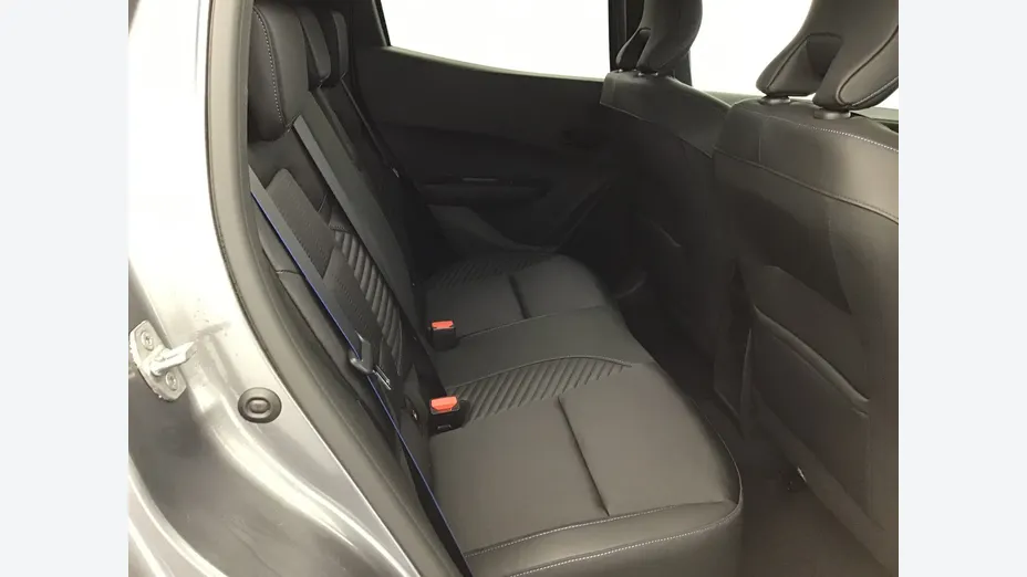RENAULT Clio -
