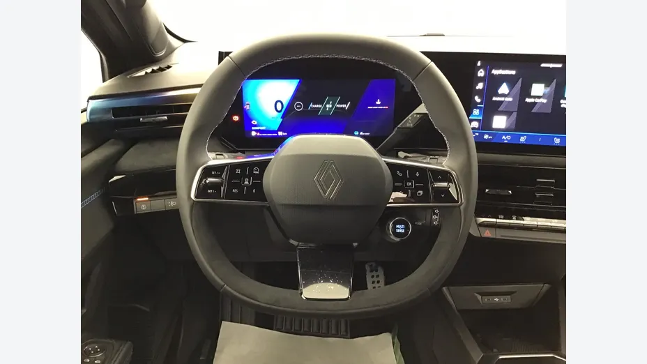 RENAULT Clio -