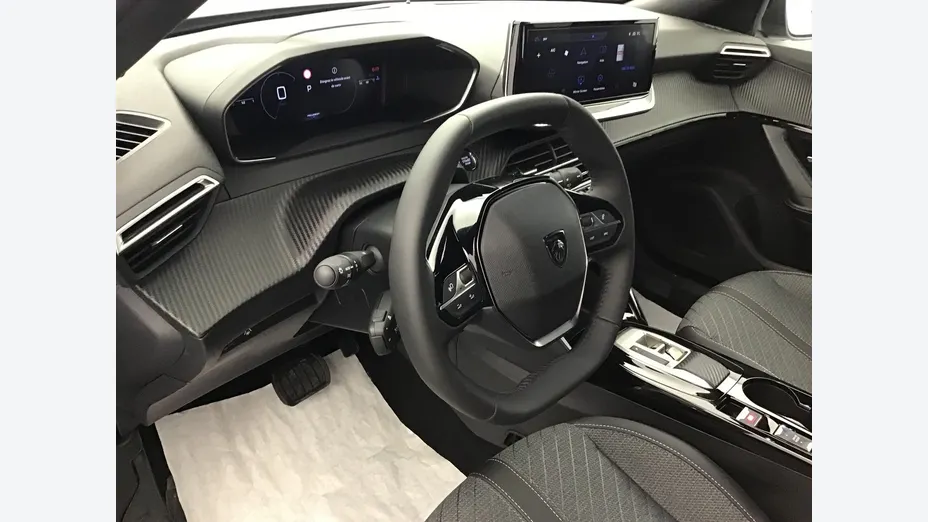 PEUGEOT 2008 -