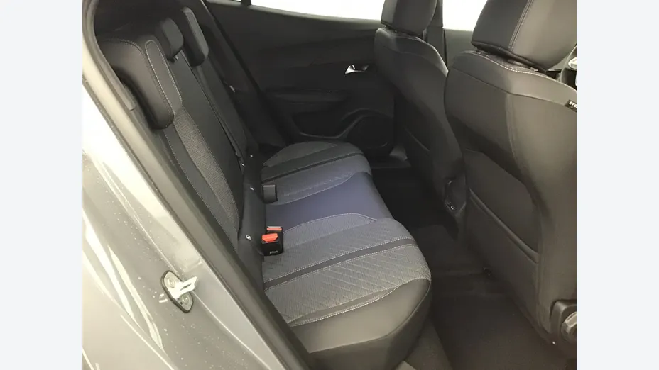 PEUGEOT 2008 -