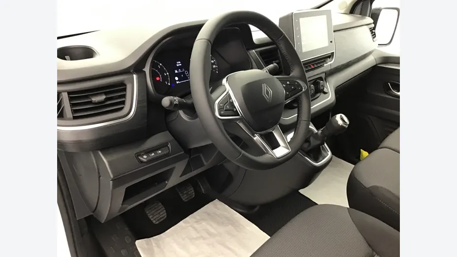 RENAULT Trafic -