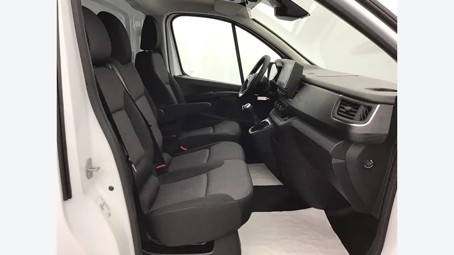 RENAULT Trafic -