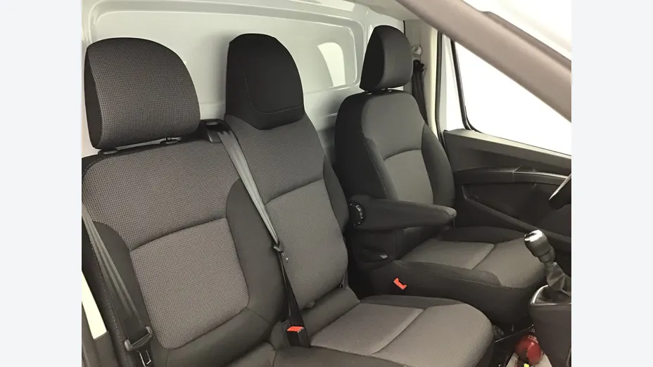 RENAULT Trafic -