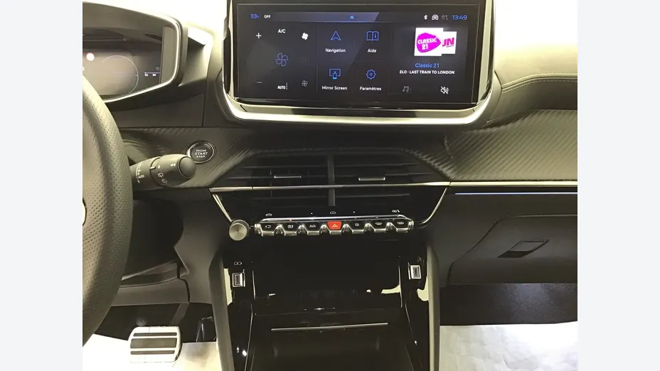PEUGEOT 2008 -